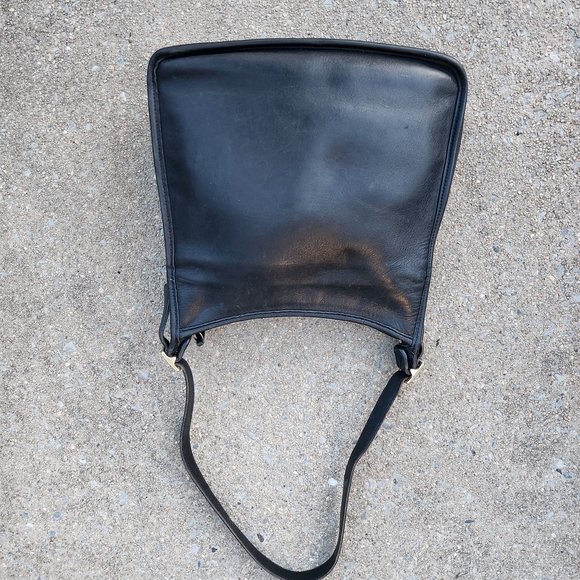 Coach Vtg. Andrea Slim Hobo bag 9073Black Leather Shoulder Bag - Picture 4 of 10
